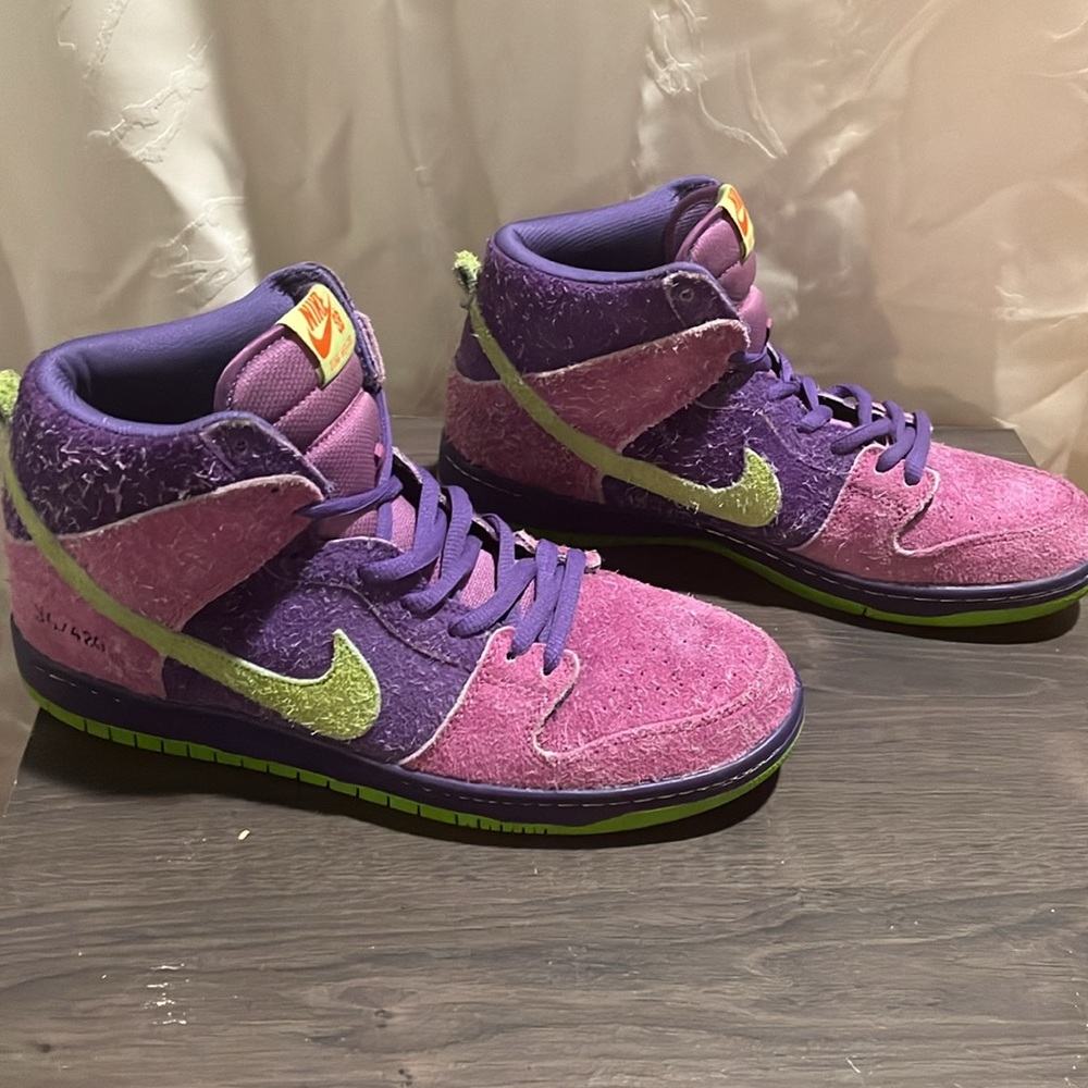 NIKE SB DUNK HIGH. Reverse skunk limited edition, 36/420. No box. Men 9.5.